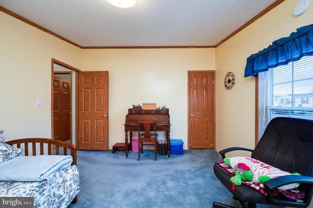 400 ALLENBROOK LN, Reading, PA 19606