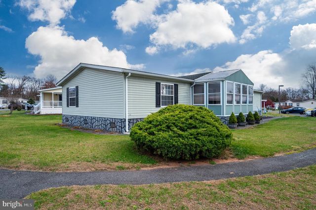 400 ALLENBROOK LN, Reading, PA 19606