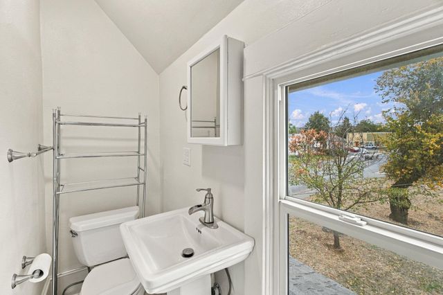 1928 E Sharp Ave, Spokane, WA 99202