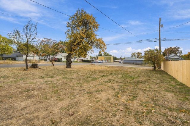 1928 E Sharp Ave, Spokane, WA 99202