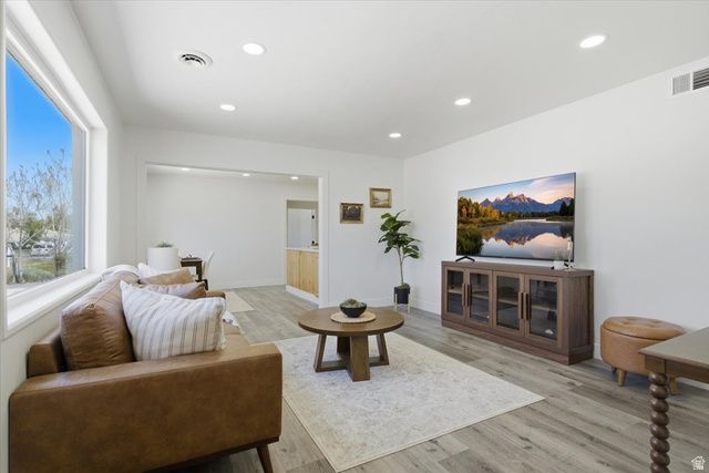 5165 S 4520 W, Kearns, UT 84118