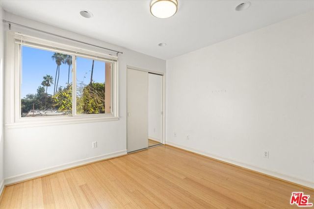 272 N Chester Avenue 105, Pasadena, CA 91106