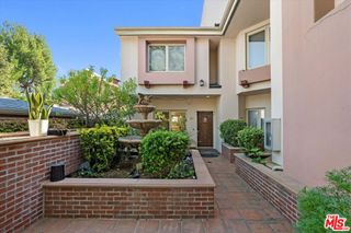 272 N Chester Avenue 105, Pasadena, CA 91106