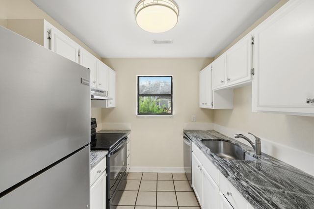 2753 Jobee Drive 6, Charleston, SC 29414