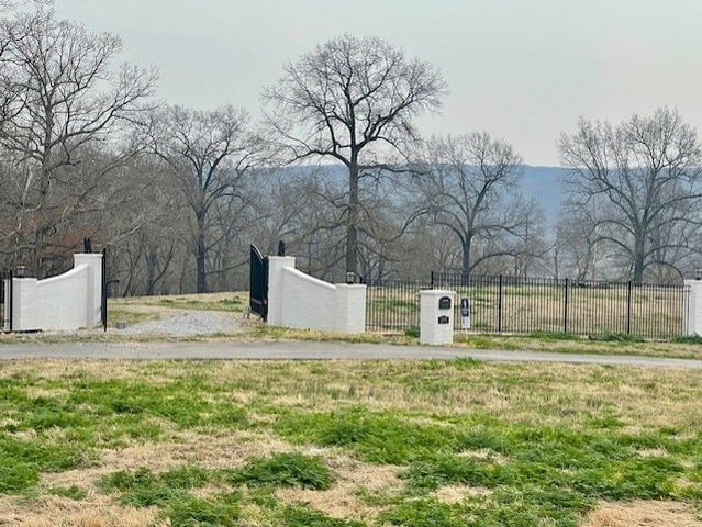 13525 Haden Road, Bentonville, AR 72762