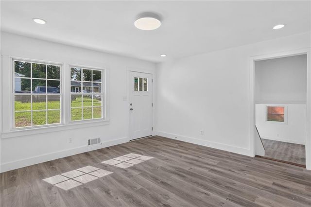 6464 Rabun Road, Morrow, GA 30260