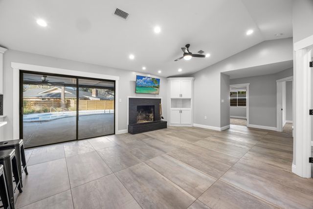 633 NE Merioneth Drive, Fort Walton Beach, FL 32547