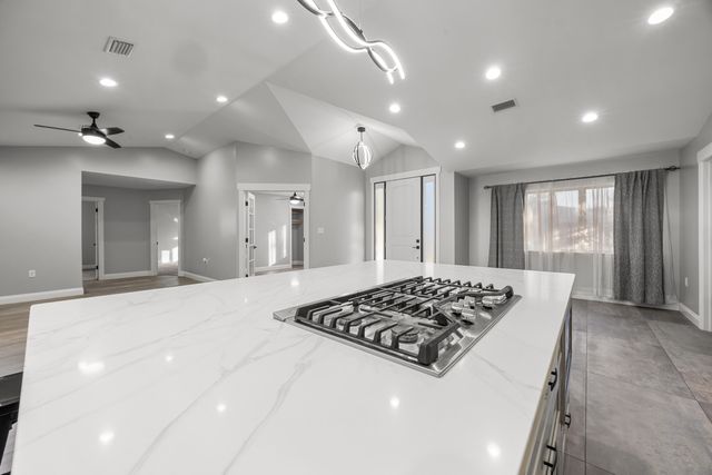 633 NE Merioneth Drive, Fort Walton Beach, FL 32547