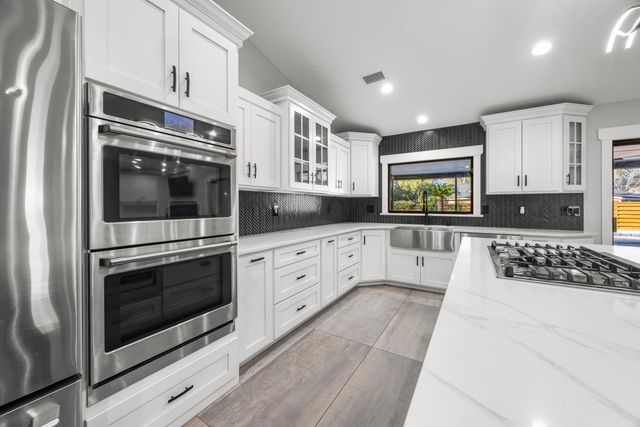 633 NE Merioneth Drive, Fort Walton Beach, FL 32547