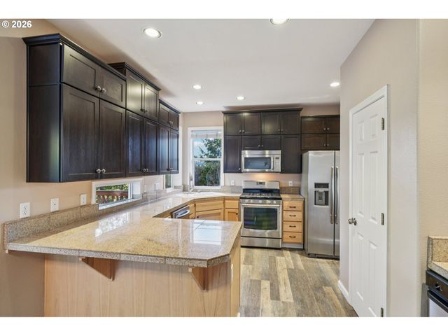 12446 Sw CANVASBACK Way, Beaverton, OR 97007