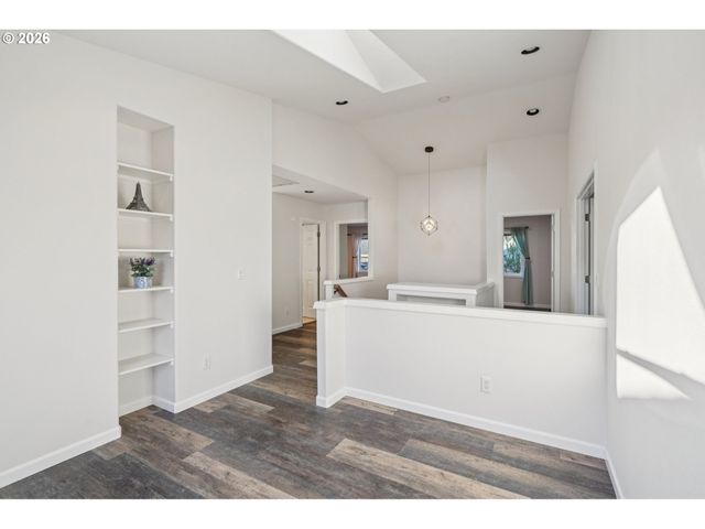 12446 Sw CANVASBACK Way, Beaverton, OR 97007