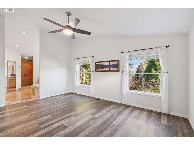 12446 Sw CANVASBACK Way, Beaverton, OR 97007