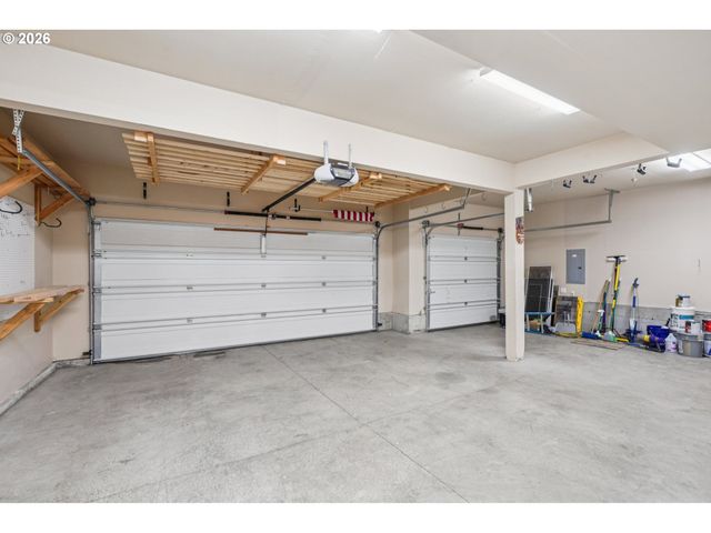 12446 Sw CANVASBACK Way, Beaverton, OR 97007