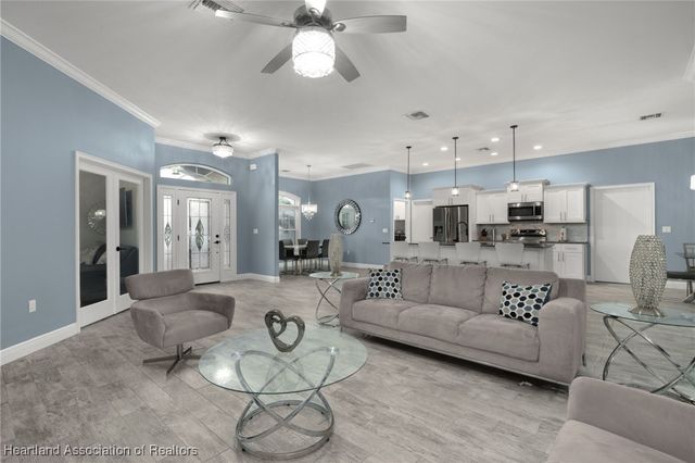 6008 Lake Regency Lane, Sebring, FL 33875