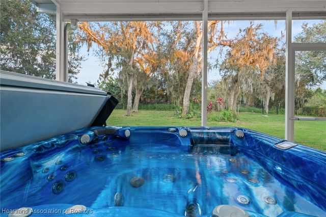 6008 Lake Regency Lane, Sebring, FL 33875