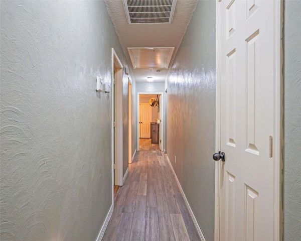 824 Betty Street, El Campo, TX 77437