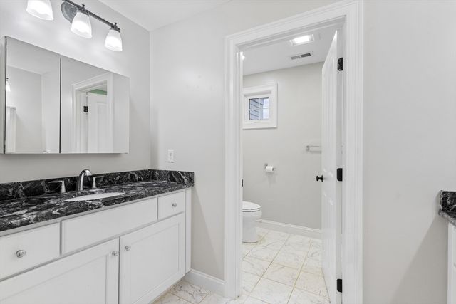 596 South St, Shrewsbury, MA 01545