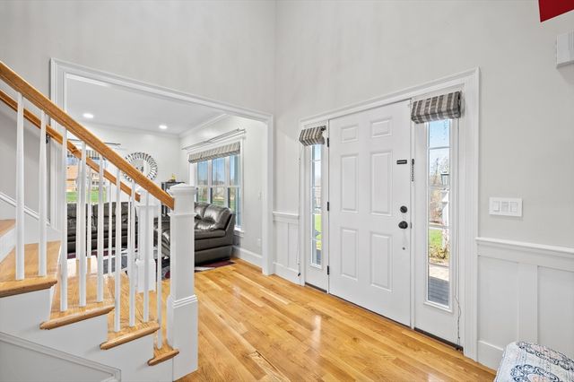 596 South St, Shrewsbury, MA 01545