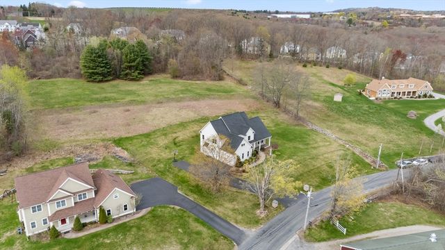 596 South St, Shrewsbury, MA 01545