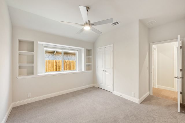 204 Sweetwater Drive, Commerce, TX 75428