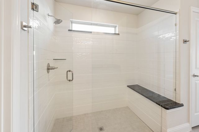204 Sweetwater Drive, Commerce, TX 75428