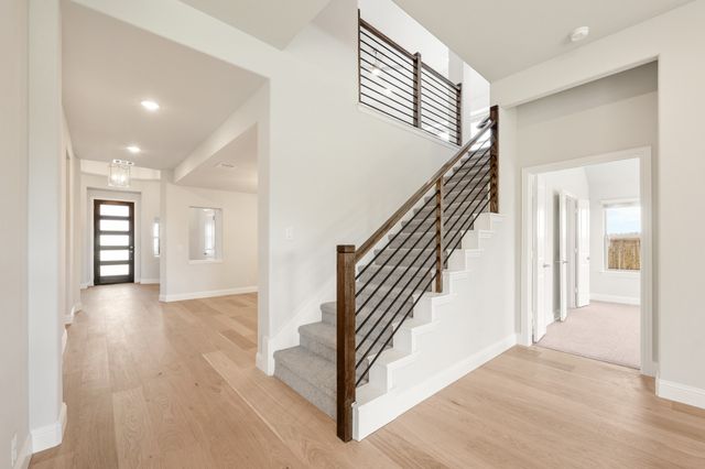 204 Sweetwater Drive, Commerce, TX 75428