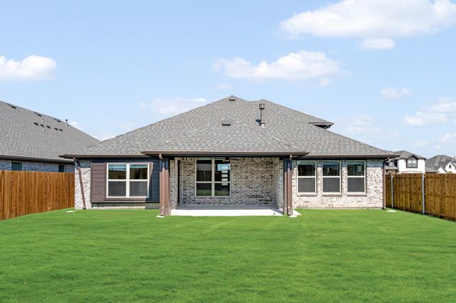 204 Sweetwater Drive, Commerce, TX 75428