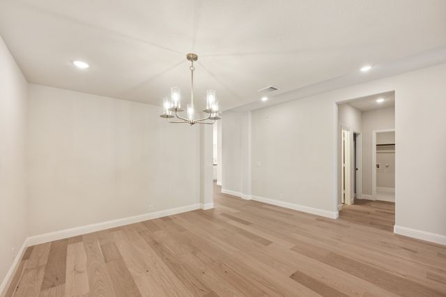 204 Sweetwater Drive, Commerce, TX 75428