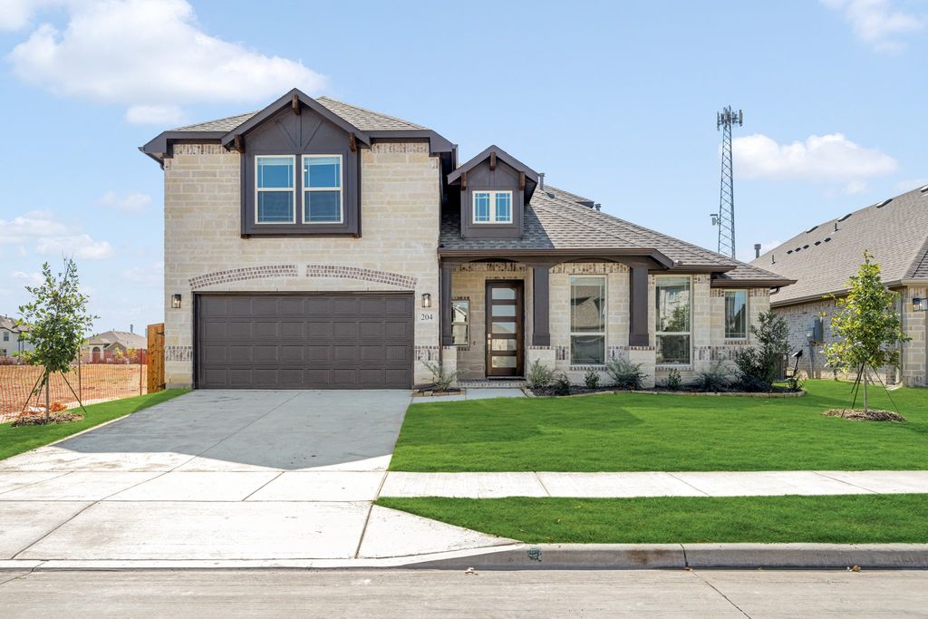 204 Sweetwater Drive, Commerce, TX 75428