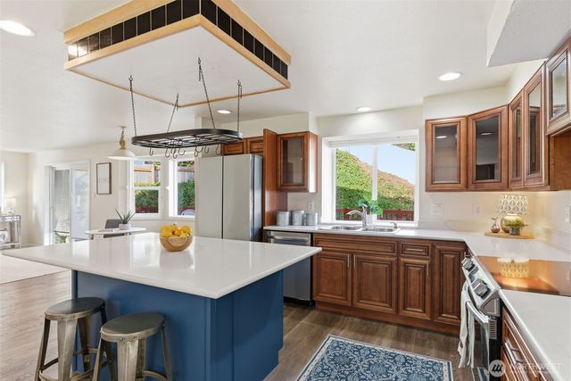 3571 41st Street NE, Tacoma, WA 98422