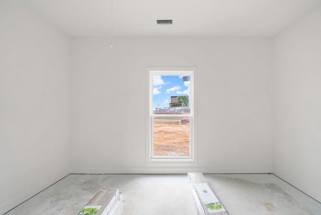 2108 Chivalry Way, Clarksville, TN 37040