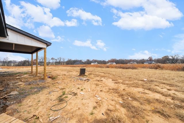 2108 Chivalry Way, Clarksville, TN 37040