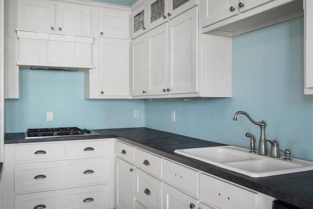 200 Dewitt Street, Collinsville, TX 76233