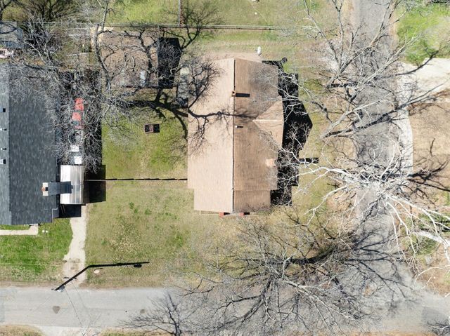 200 Dewitt Street, Collinsville, TX 76233