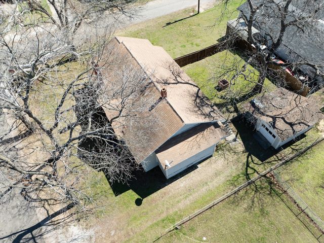 200 Dewitt Street, Collinsville, TX 76233