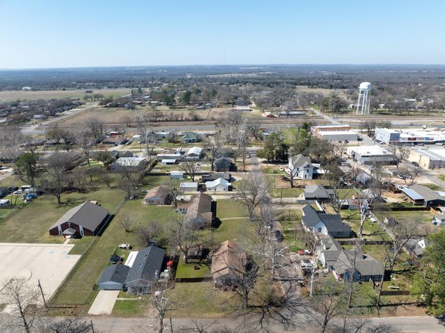 200 Dewitt Street, Collinsville, TX 76233