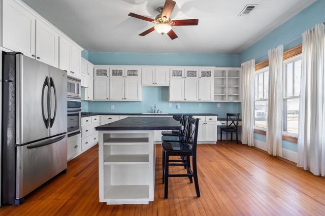 200 Dewitt Street, Collinsville, TX 76233