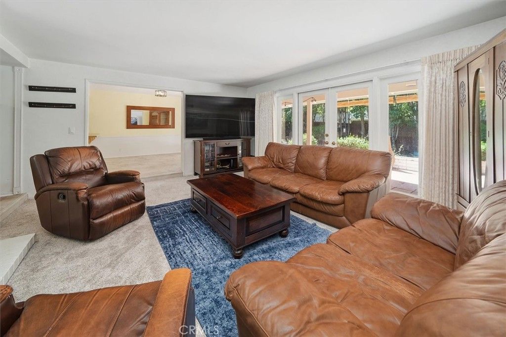 25065 Highspring Avenue, Newhall, CA 91321 — photo 5