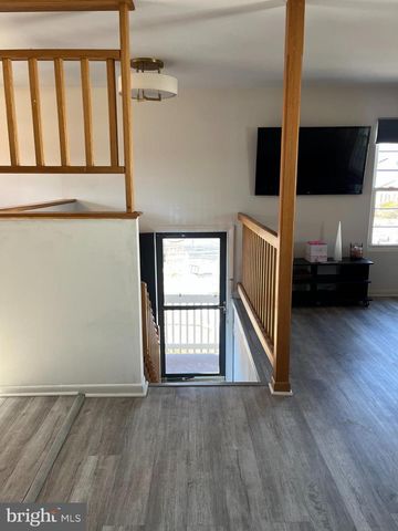 410 HUMMER CT, Sterling, VA 20164