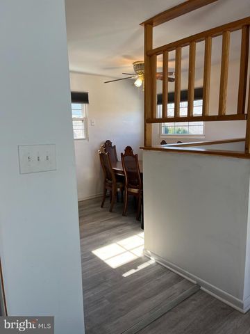 410 HUMMER CT, Sterling, VA 20164