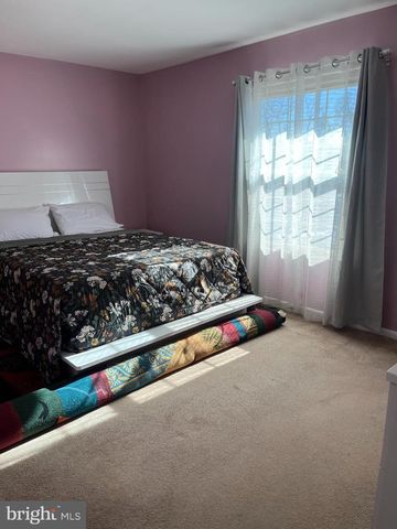 410 HUMMER CT, Sterling, VA 20164