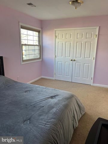 410 HUMMER CT, Sterling, VA 20164
