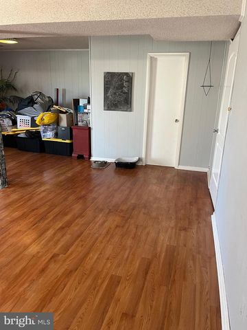 410 HUMMER CT, Sterling, VA 20164