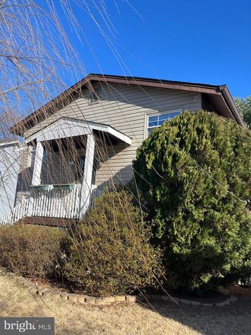 410 HUMMER CT, Sterling, VA 20164