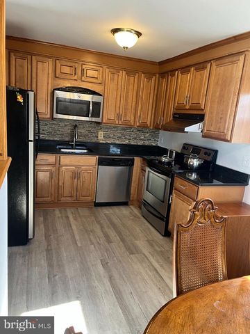 410 HUMMER CT, Sterling, VA 20164