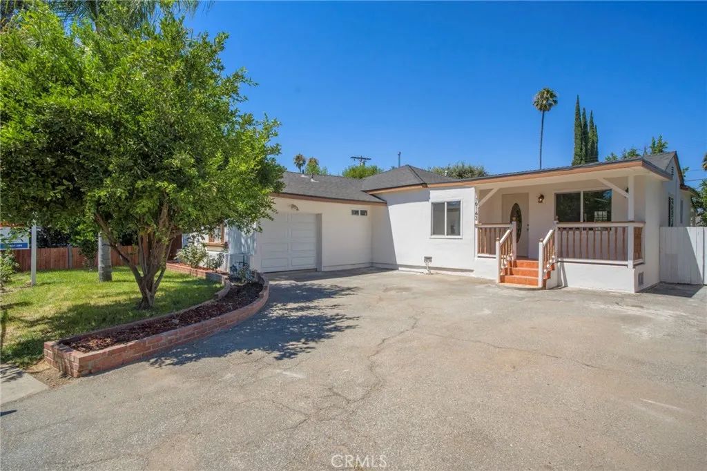 19143 Jovan, Tarzana, CA 91335