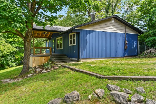 36 Shady Place Lane, Blue Eye, MO 65611
