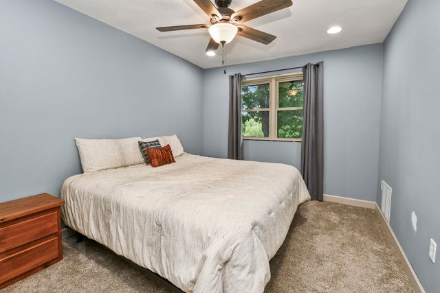 36 Shady Place Lane, Blue Eye, MO 65611