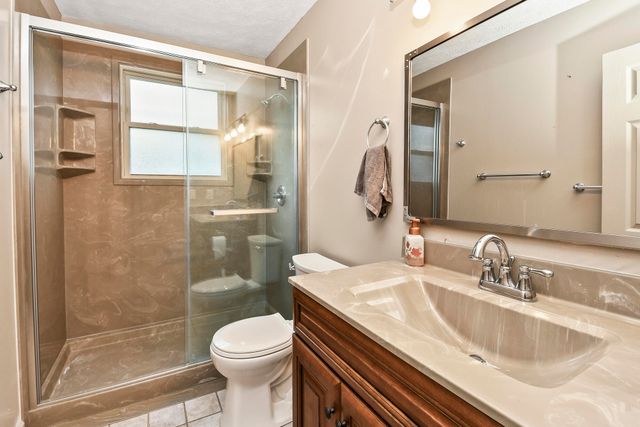 36 Shady Place Lane, Blue Eye, MO 65611