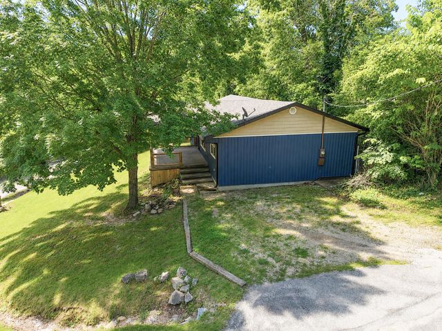 36 Shady Place Lane, Blue Eye, MO 65611